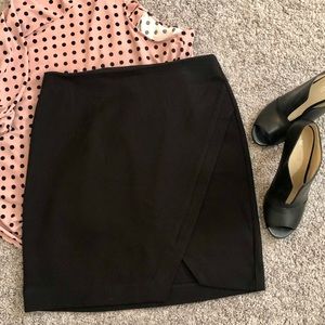 Ann Taylor Loft Black Skirt Front Slit Petite
